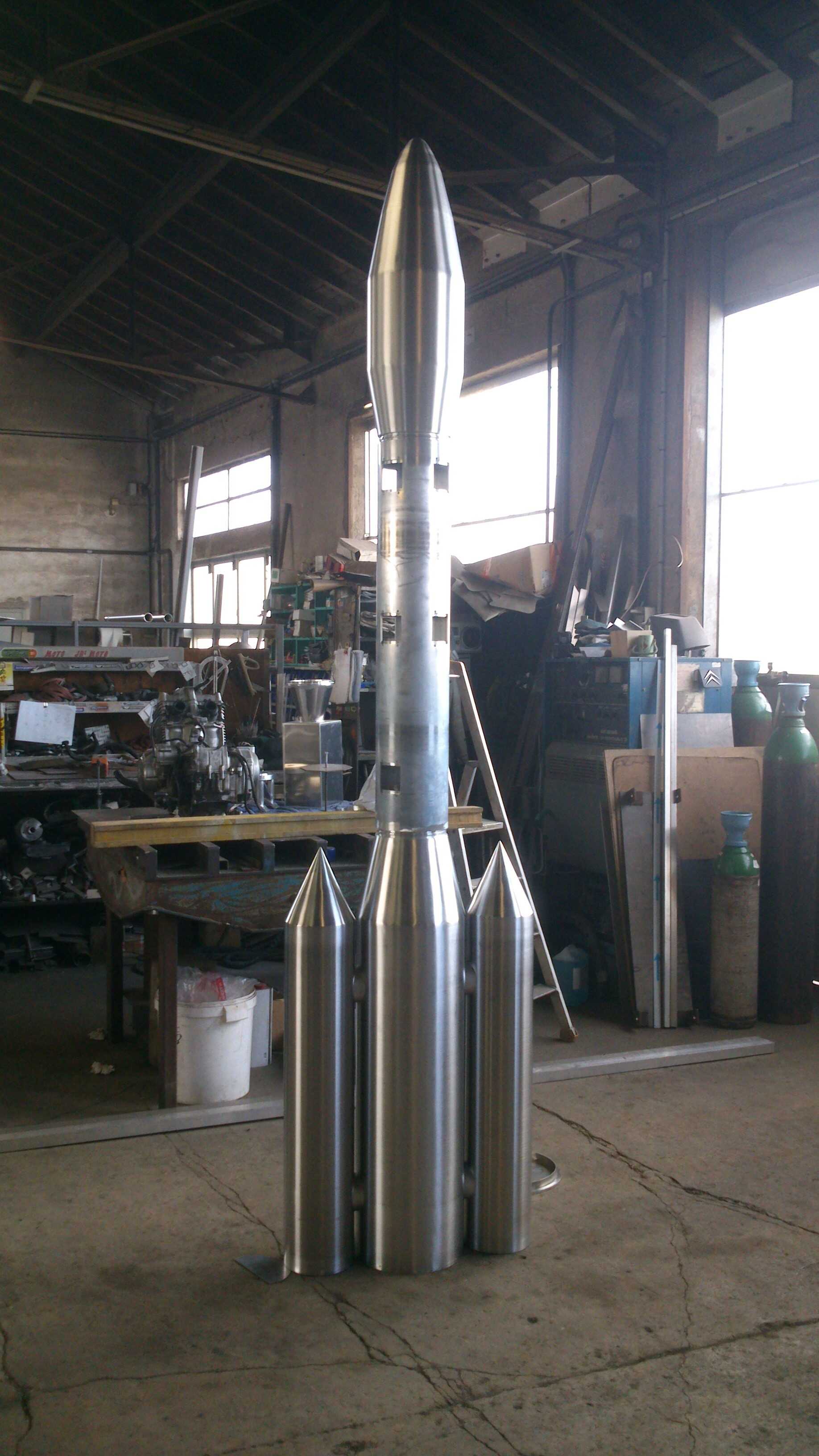 TOLERIE/MAQUETTE FUSEE ARIANE/mobile 037.jpg